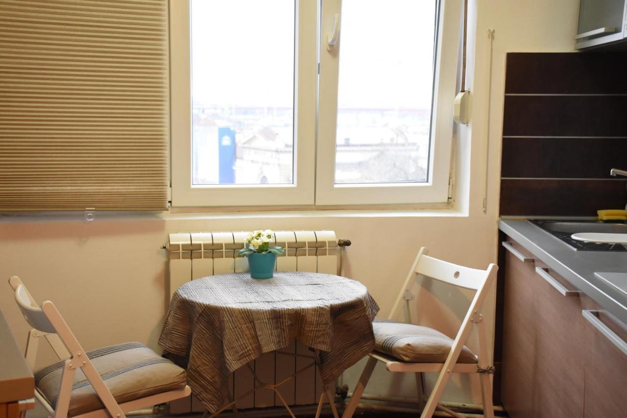 Appartement Charming Flat With Soul à Belgrade Extérieur photo